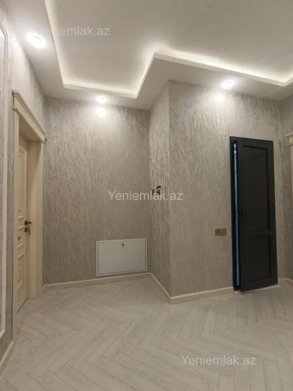 Satılır 6 otaqlı həyət evi 320 m²