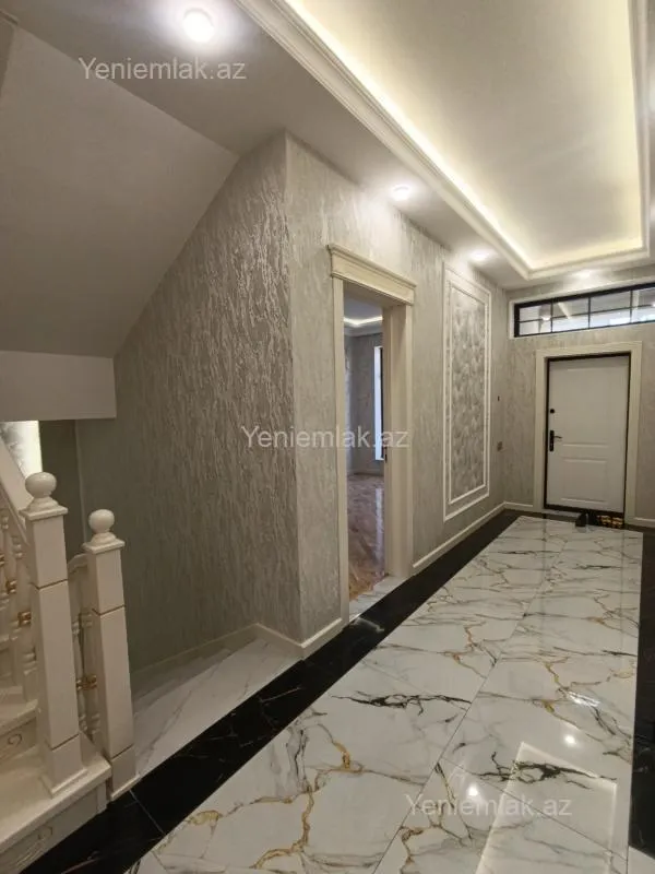 Satılır 6 otaqlı həyət evi 320 m²