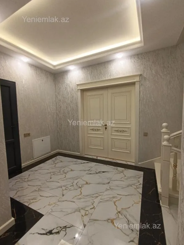 Satılır 6 otaqlı həyət evi 320 m²