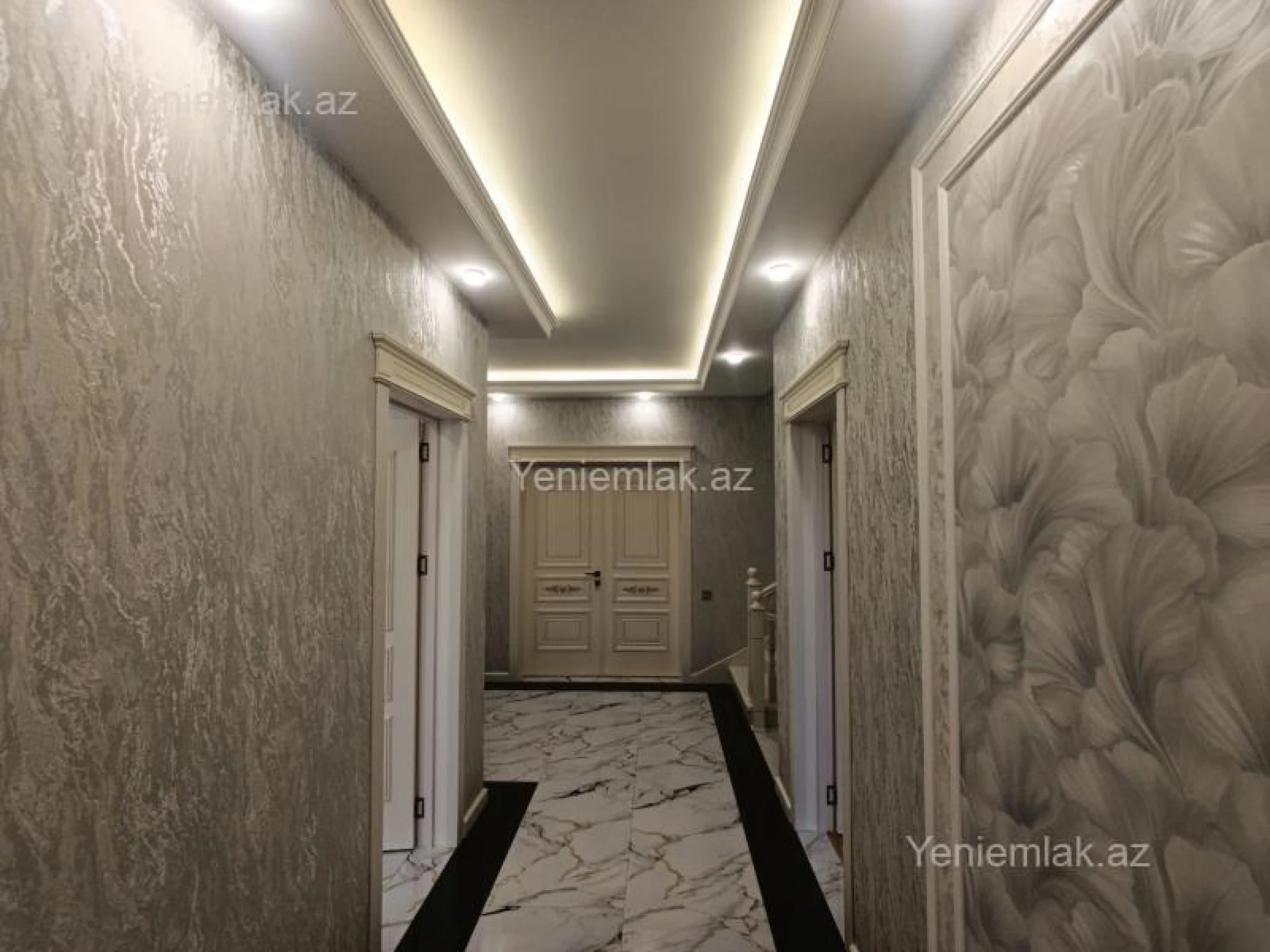 Satılır 6 otaqlı həyət evi 320 m²
