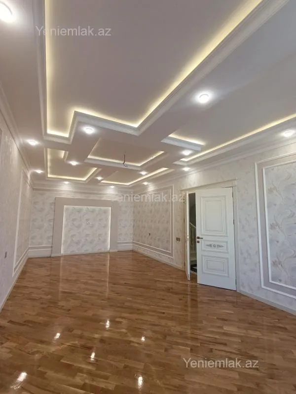Satılır 6 otaqlı həyət evi 320 m²
