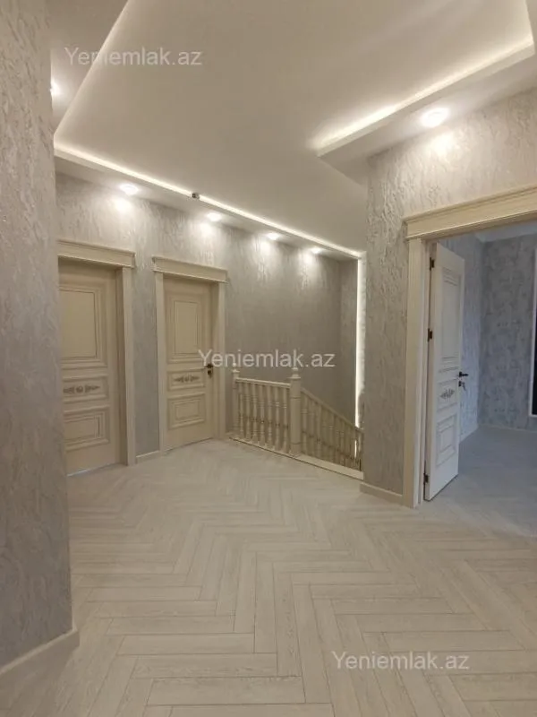 Satılır 6 otaqlı həyət evi 320 m²