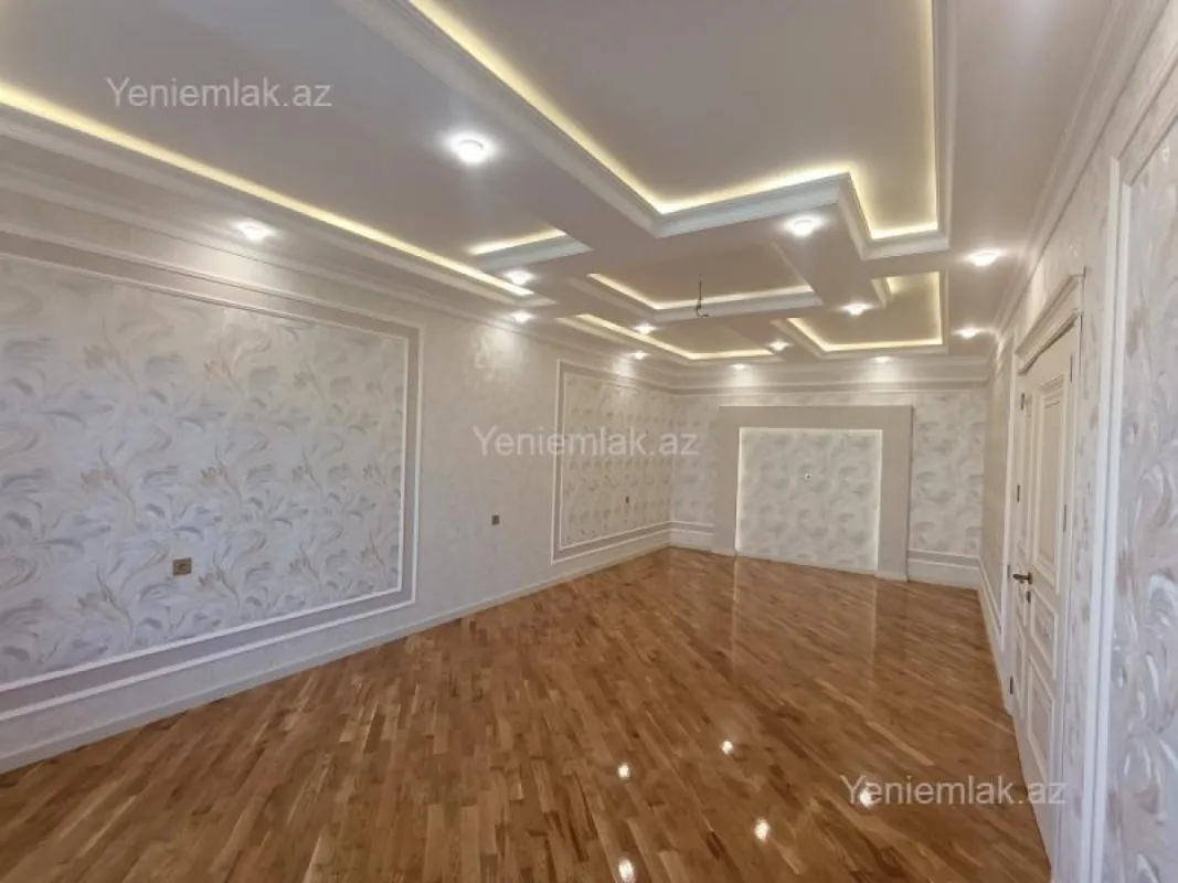 Satılır 6 otaqlı həyət evi 320 m²