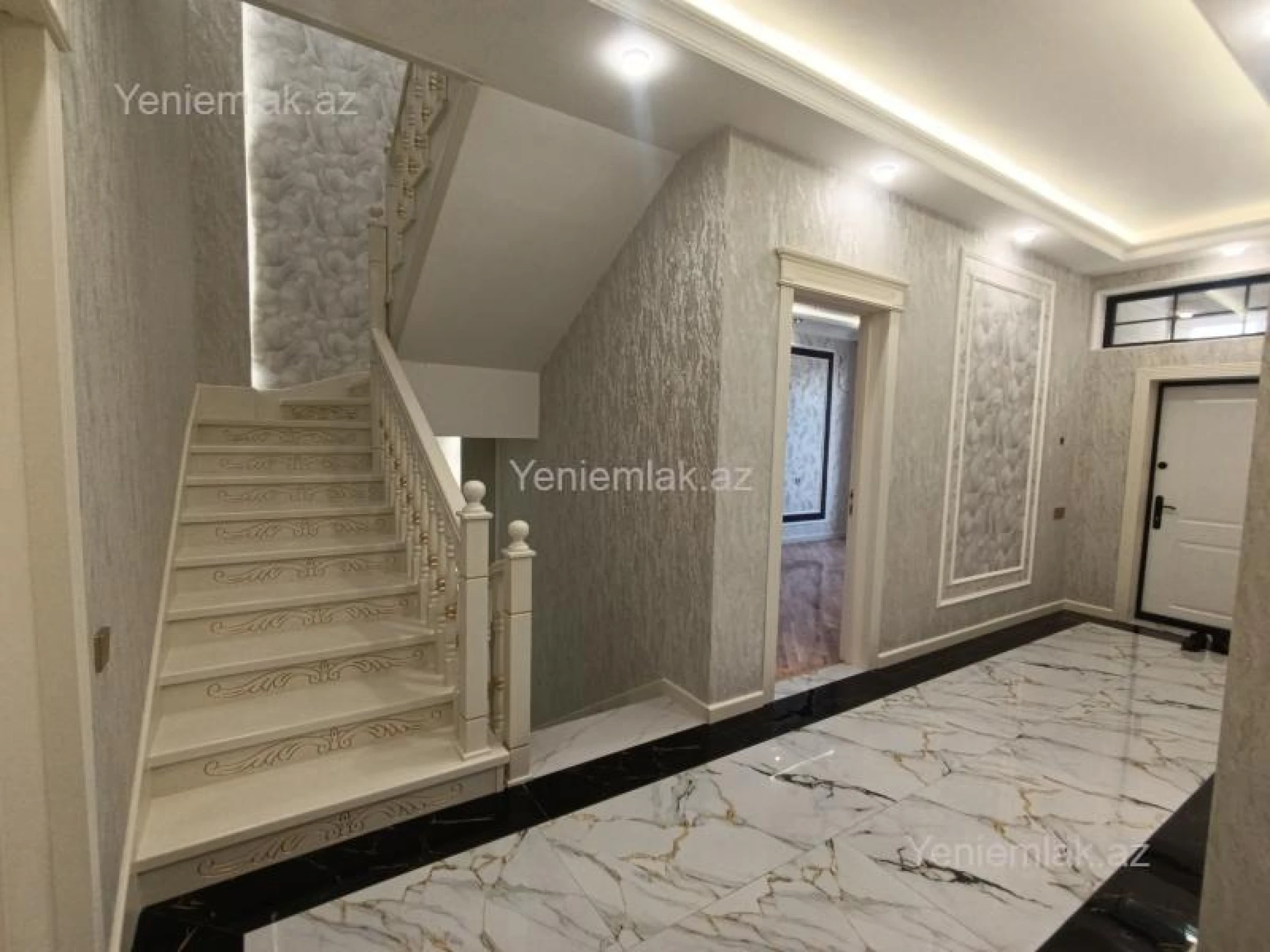 Satılır 6 otaqlı həyət evi 320 m²
