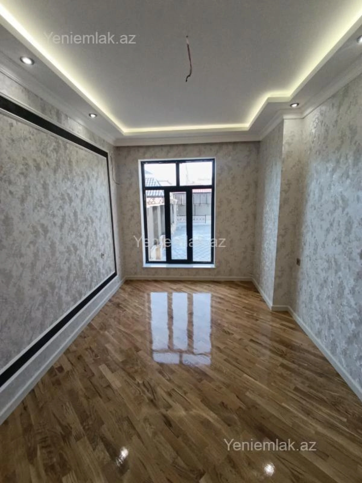 Satılır 6 otaqlı həyət evi 320 m²