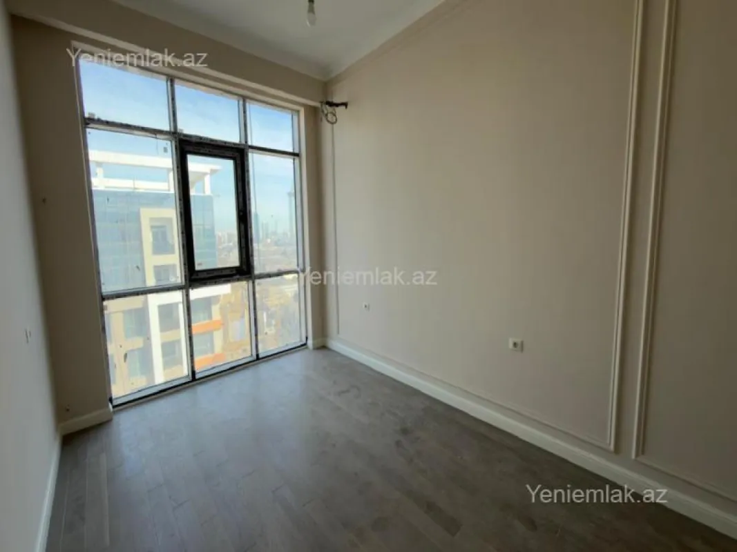 Satılır 3 otaqlı yeni tikili 108 m²