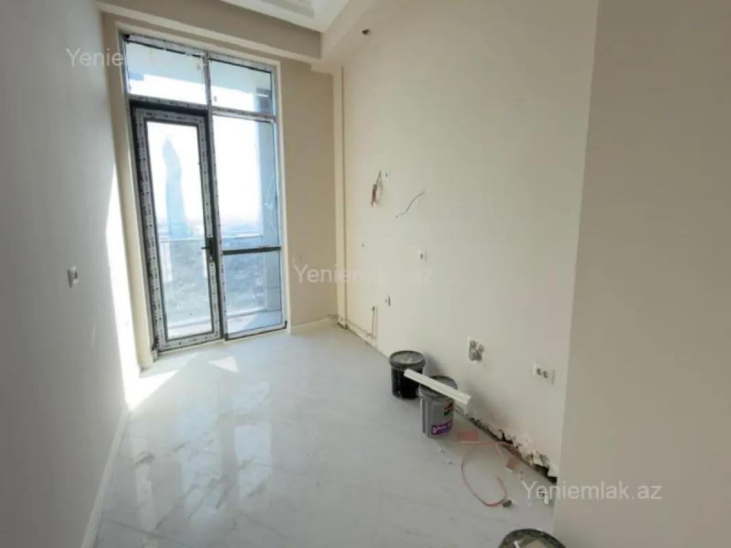 Satılır 3 otaqlı yeni tikili 108 m²