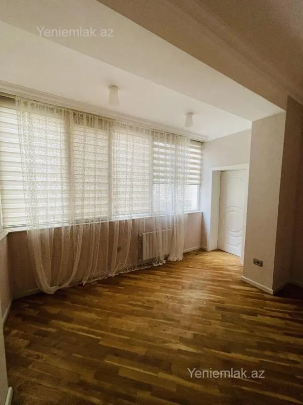 Satılır 3 otaqlı yeni tikili 98 m²