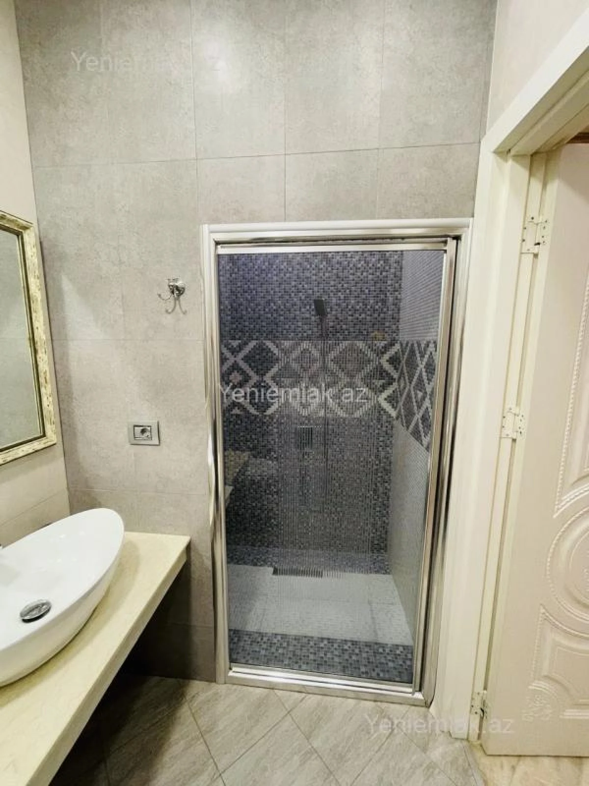 Satılır 3 otaqlı yeni tikili 98 m²