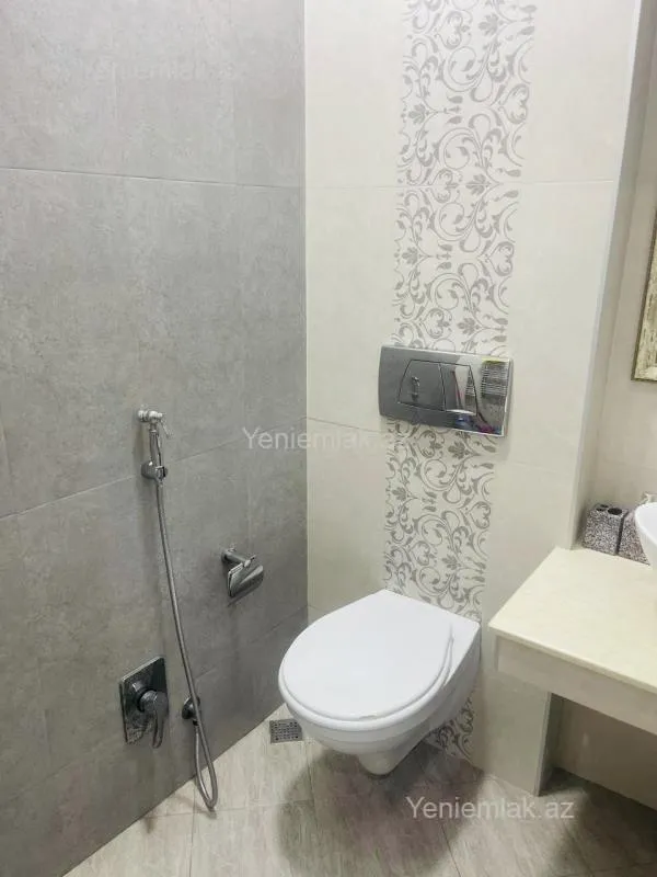 Satılır 3 otaqlı yeni tikili 98 m²
