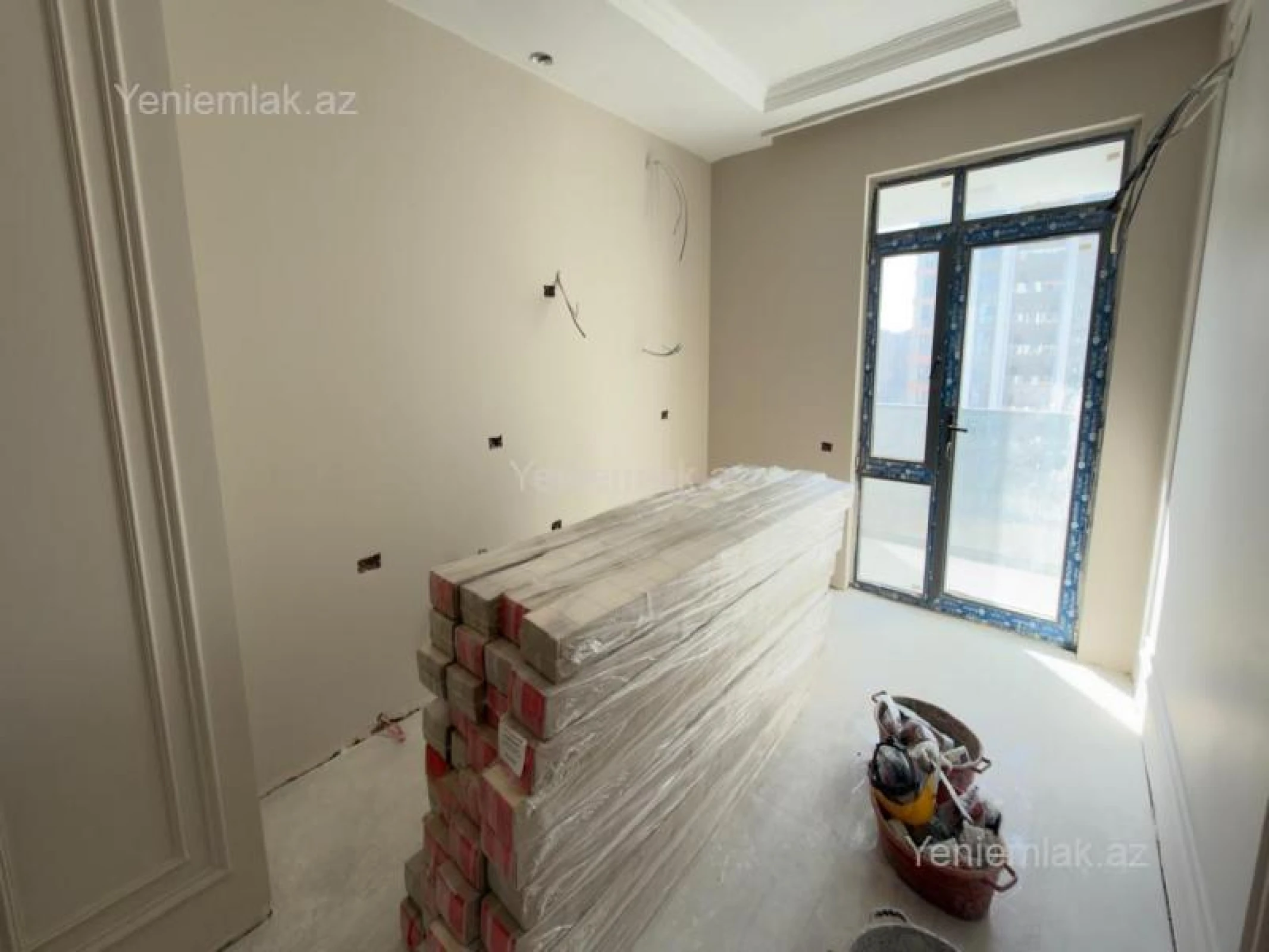 Satılır 4 otaqlı yeni tikili 128.5 m²