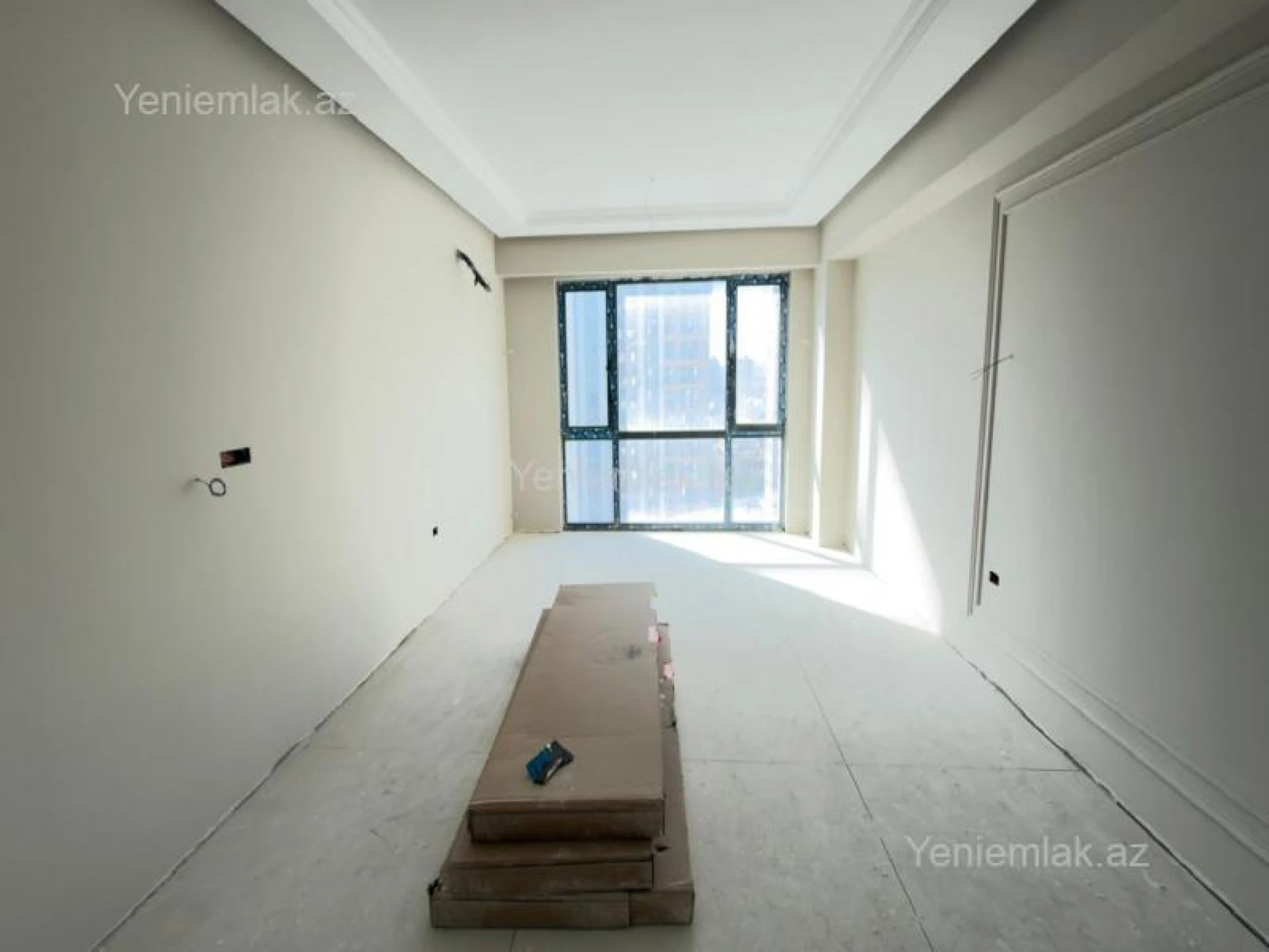 Satılır 4 otaqlı yeni tikili 128.5 m²