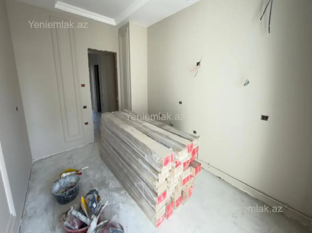 Satılır 4 otaqlı yeni tikili 128.5 m²