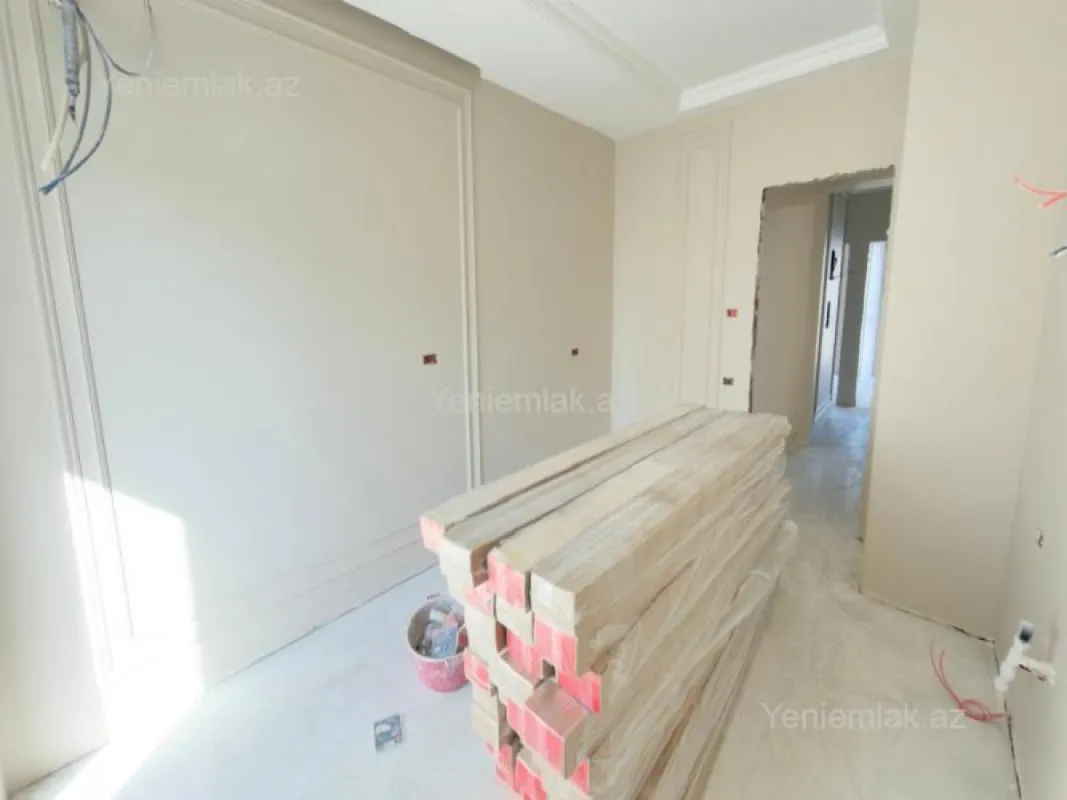 Satılır 4 otaqlı yeni tikili 128.5 m²