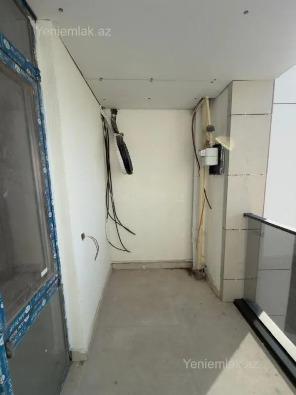 Satılır 4 otaqlı yeni tikili 128.5 m²