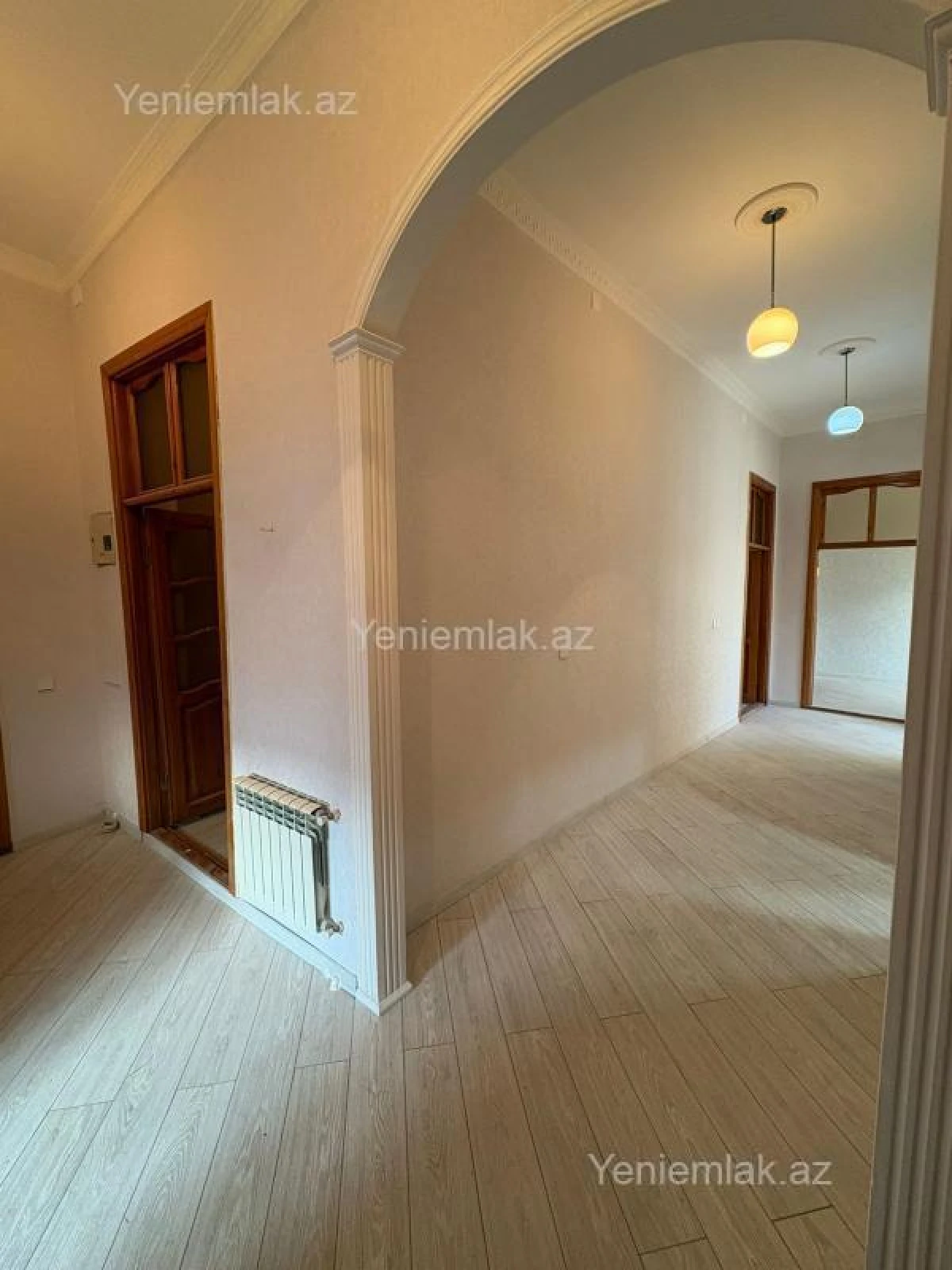 Satılır 3 otaqlı köhnə tikili 90 m²