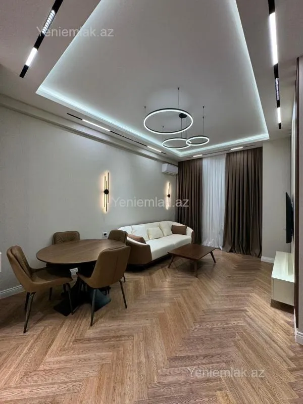 Satılır 2 otaqlı yeni tikili 70 m²
