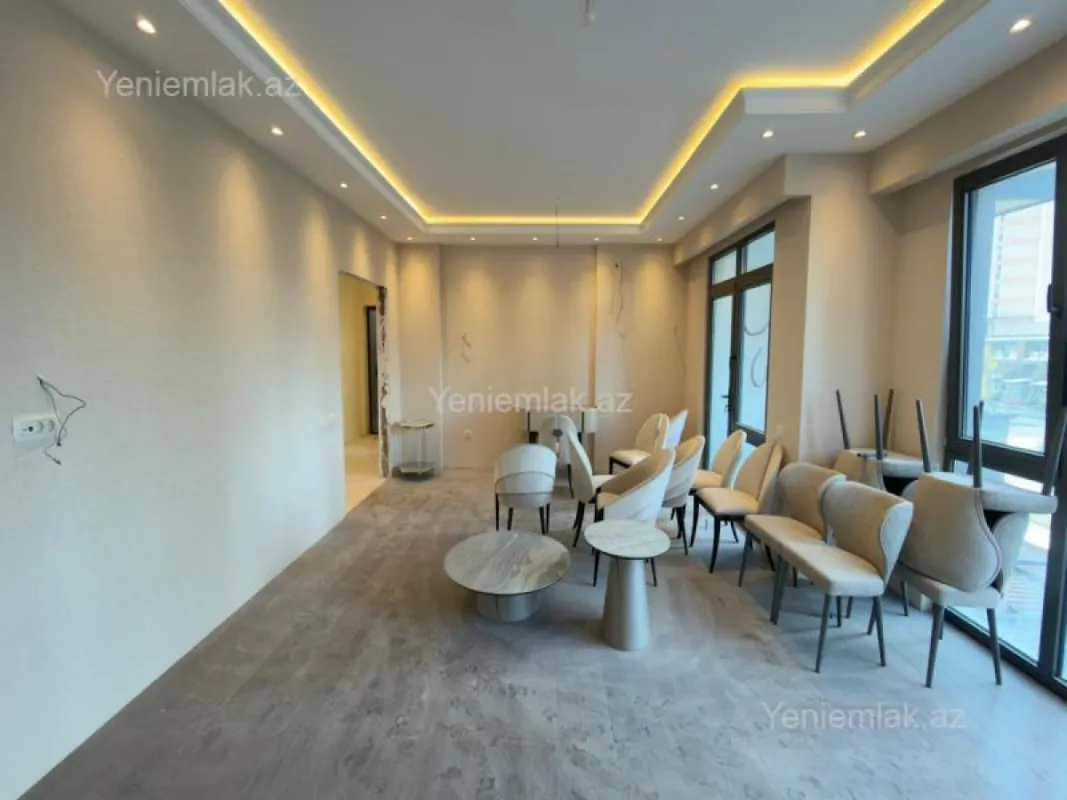 Satılır 4 otaqlı yeni tikili 157 m²