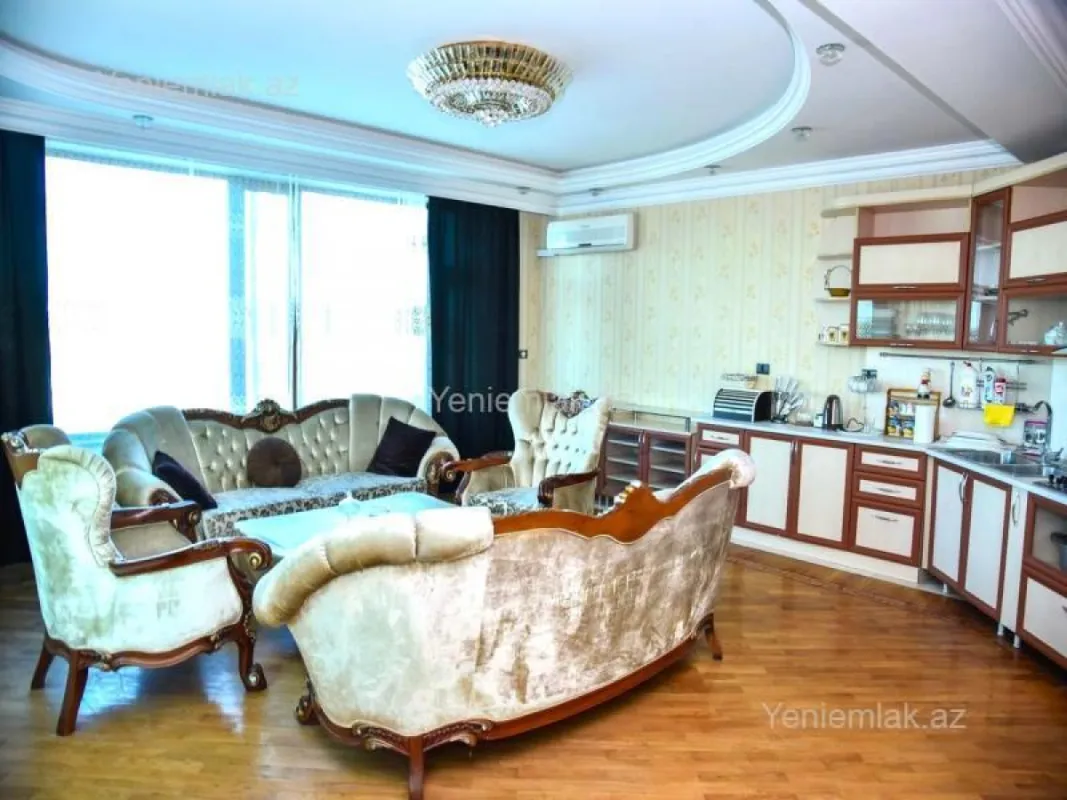 Satılır 3 otaqlı yeni tikili 278 m²
