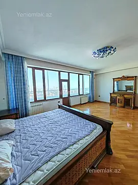 Satılır 3 otaqlı yeni tikili 278 m²