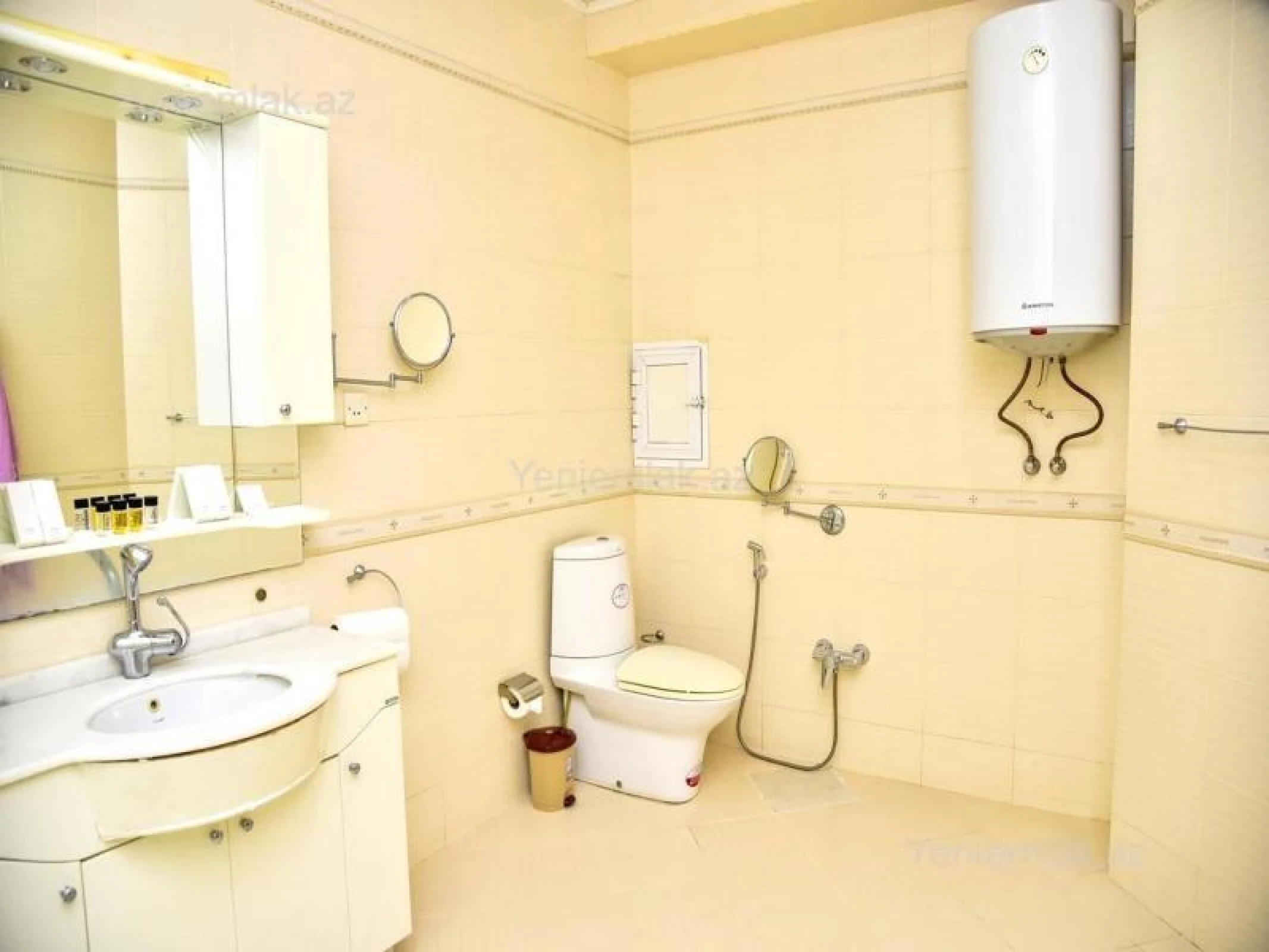 Satılır 3 otaqlı yeni tikili 278 m²