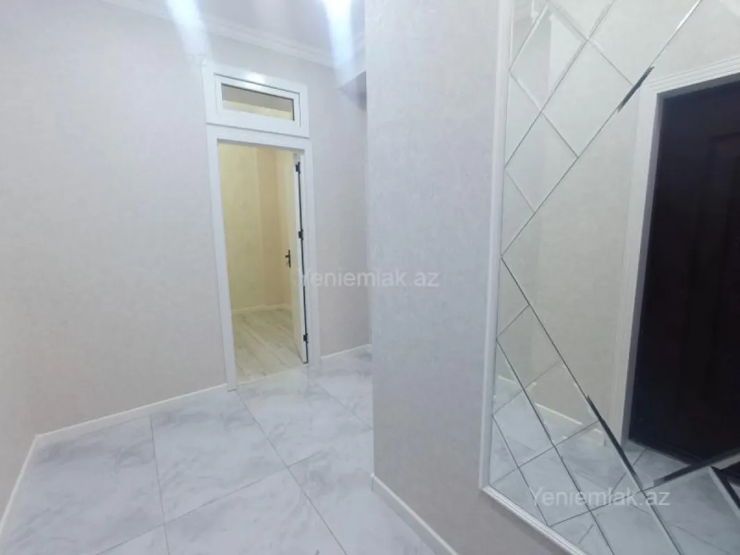 Satılır 3 otaqlı yeni tikili 65 m²