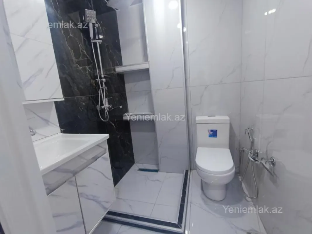Satılır 3 otaqlı yeni tikili 65 m²