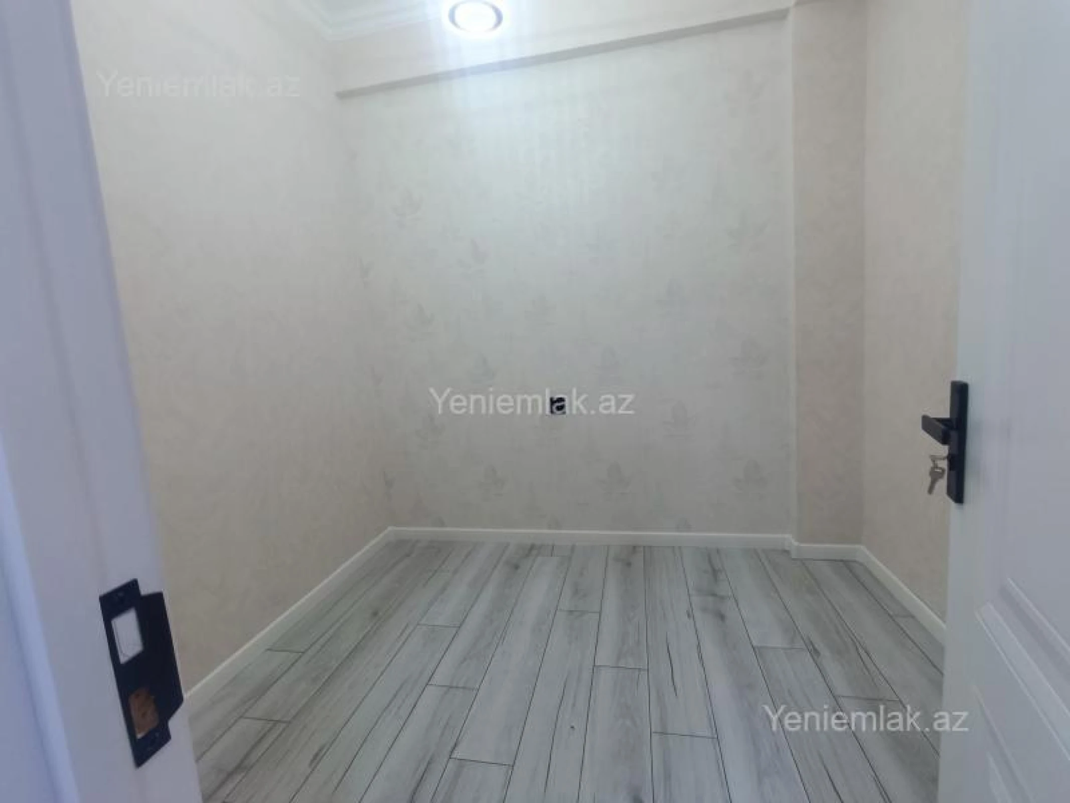 Satılır 3 otaqlı yeni tikili 65 m²