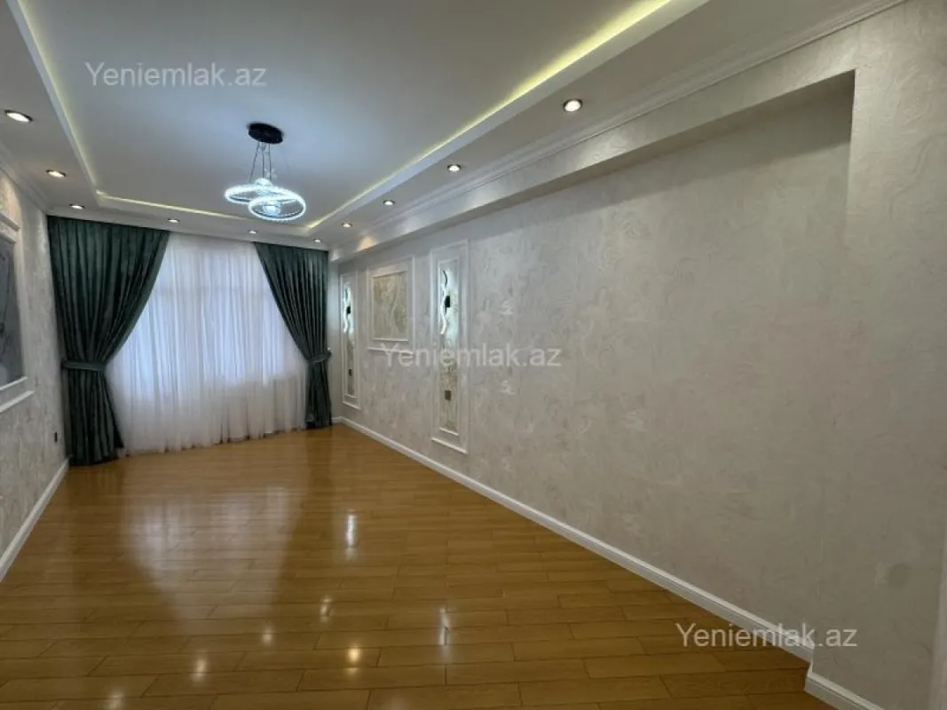 Satılır 3 otaqlı yeni tikili 135 m²