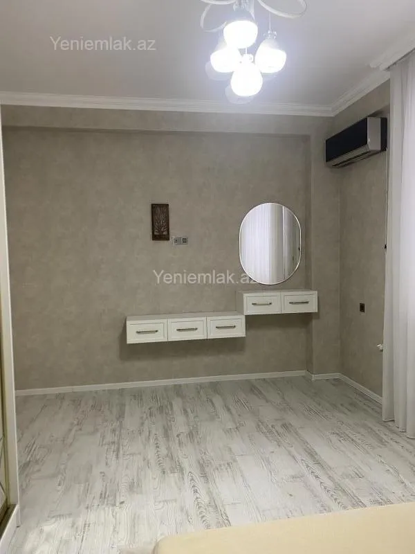 Satılır 2 otaqlı yeni tikili 74 m²