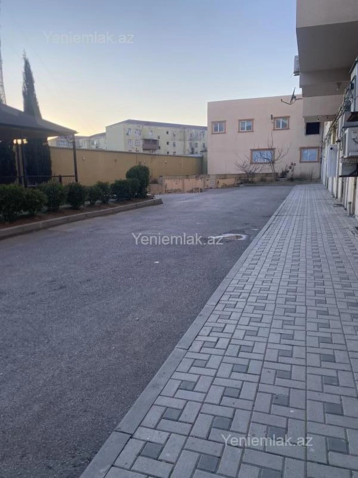 Satılır 2 otaqlı yeni tikili 74 m²