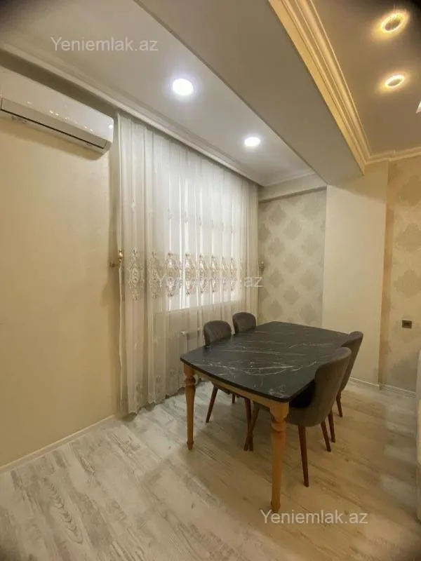 Satılır 2 otaqlı yeni tikili 74 m²