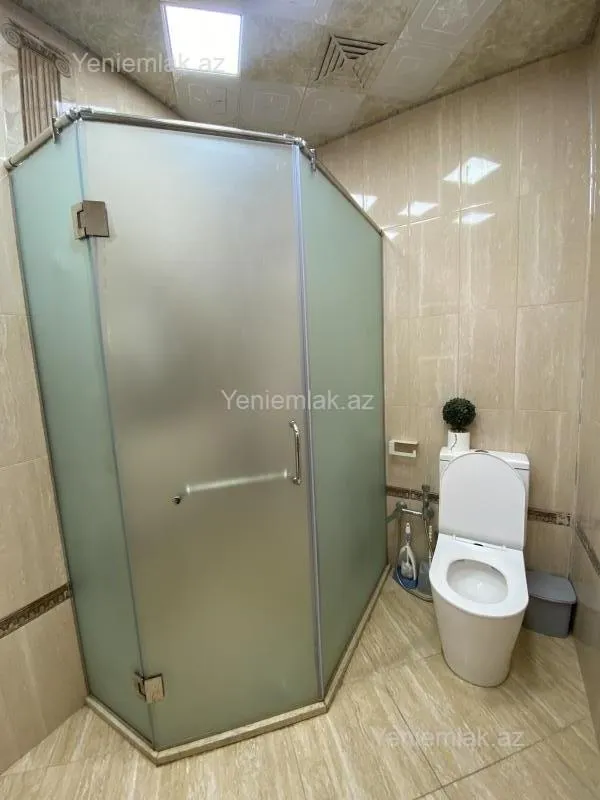 Satılır 2 otaqlı yeni tikili 74 m²