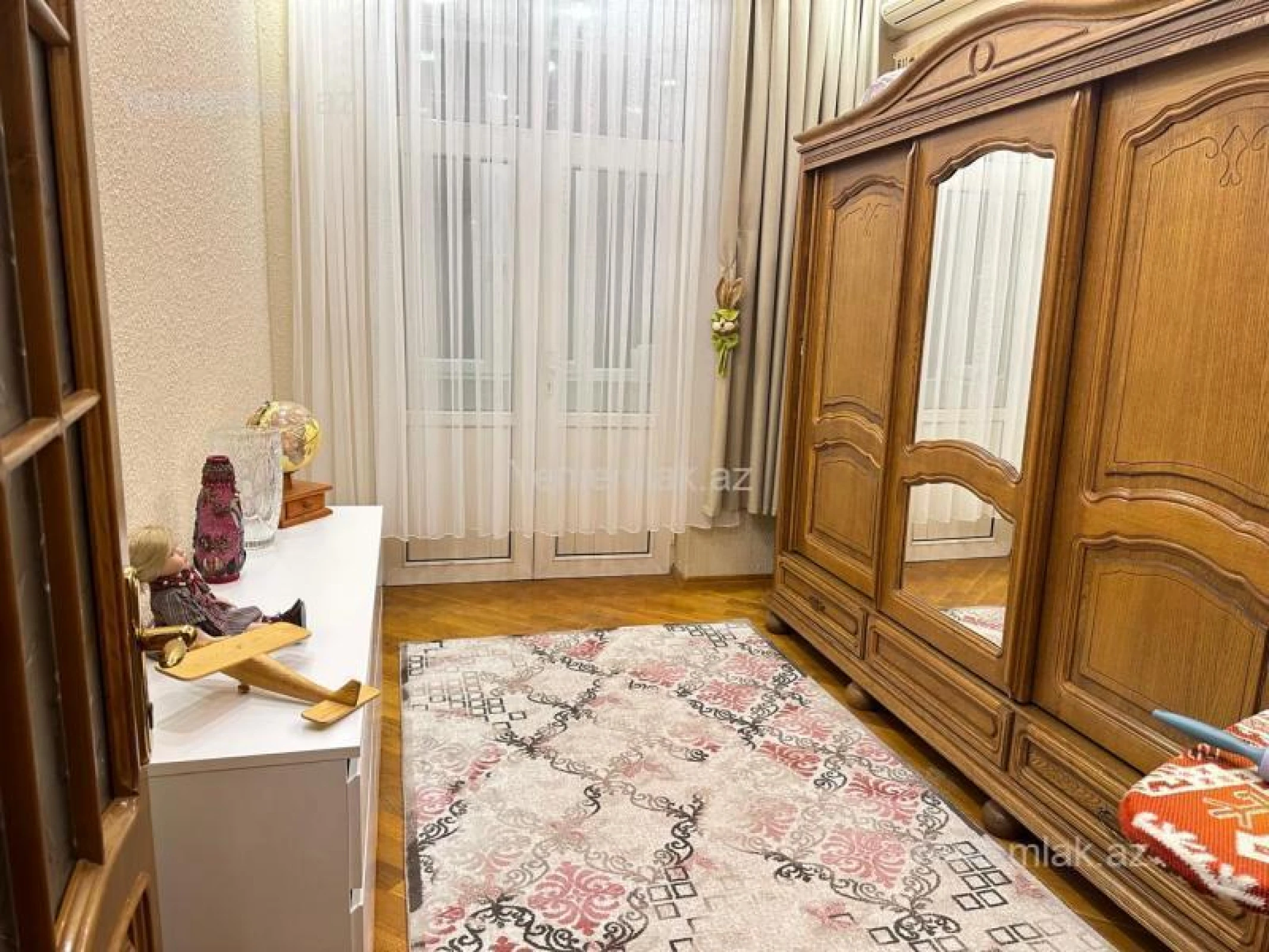 Satılır 3 otaqlı köhnə tikili 80 m²