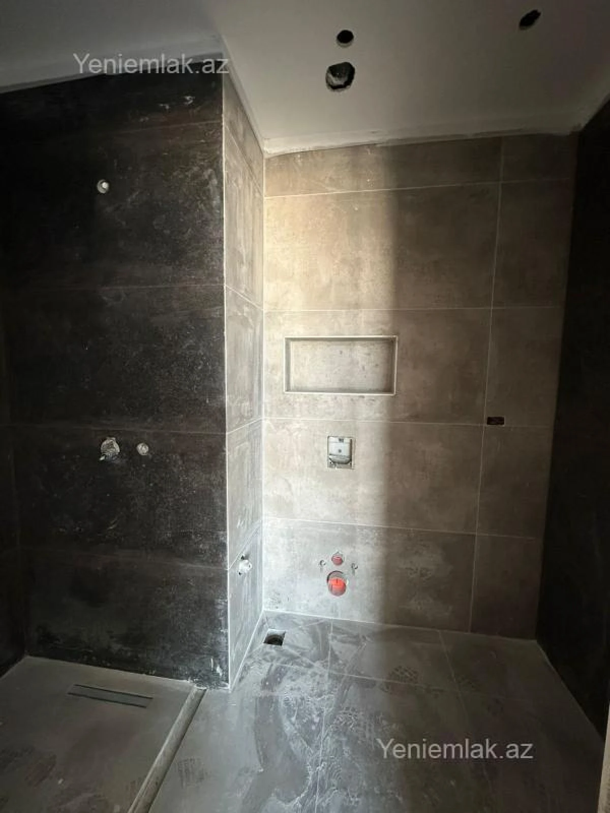 Satılır 4 otaqlı yeni tikili 128.5 m²