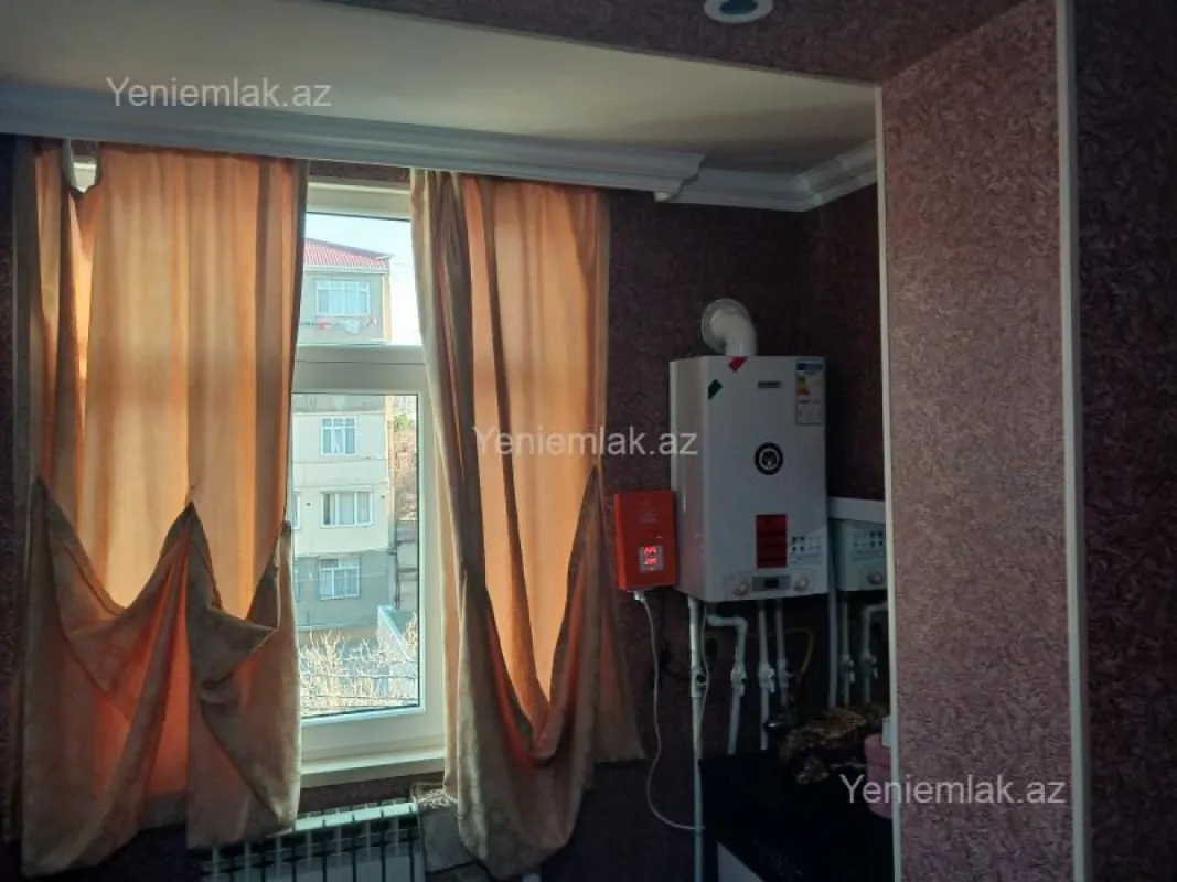 Satılır 1 otaqlı köhnə tikili 41.5 m²