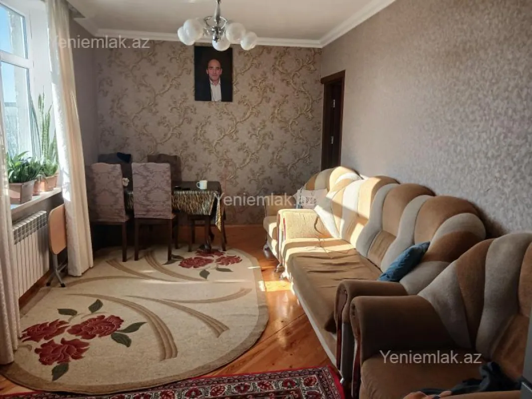 Satılır 1 otaqlı köhnə tikili 41.5 m²