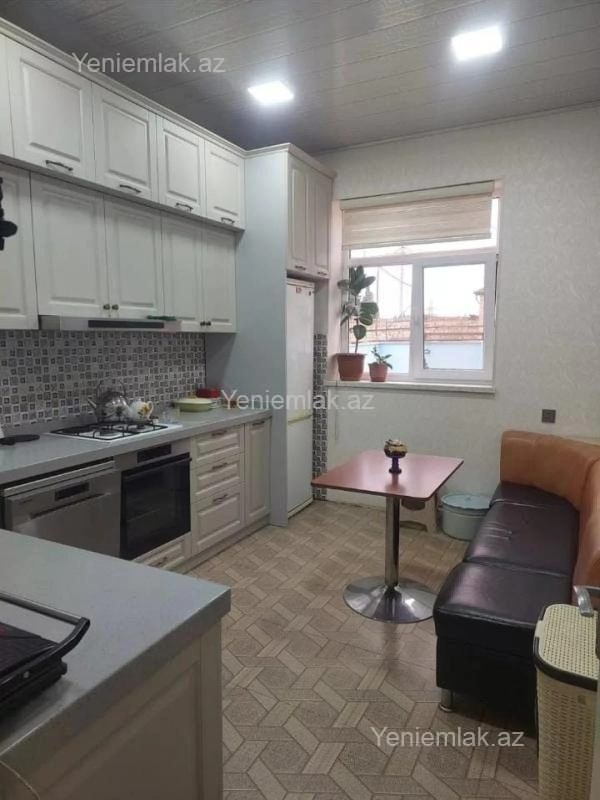 Satılır 6 otaqlı həyət evi 116 m²