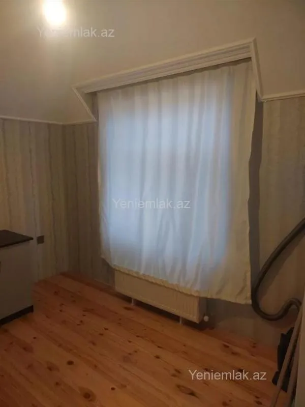 Satılır 6 otaqlı həyət evi 116 m²