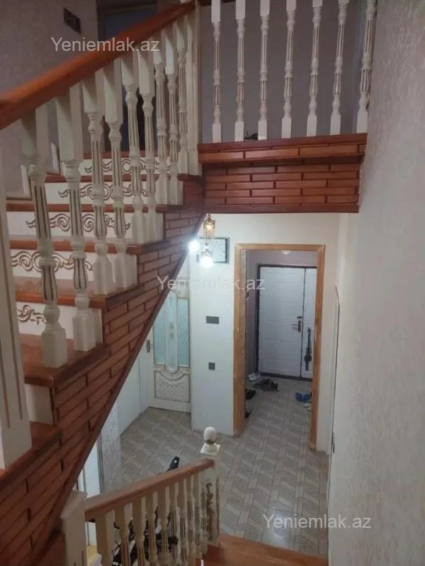 Satılır 6 otaqlı həyət evi 116 m²