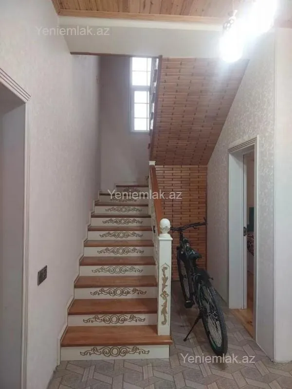 Satılır 6 otaqlı həyət evi 116 m²