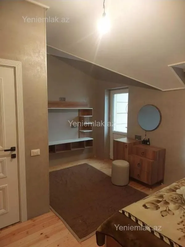 Satılır 6 otaqlı həyət evi 116 m²