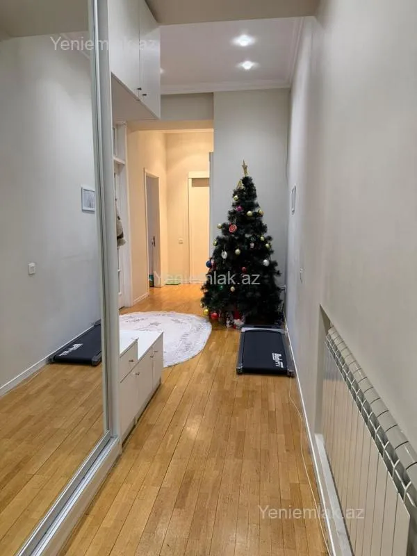 Satılır 2 otaqlı yeni tikili 90 m²