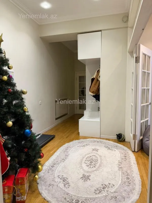 Satılır 2 otaqlı yeni tikili 90 m²
