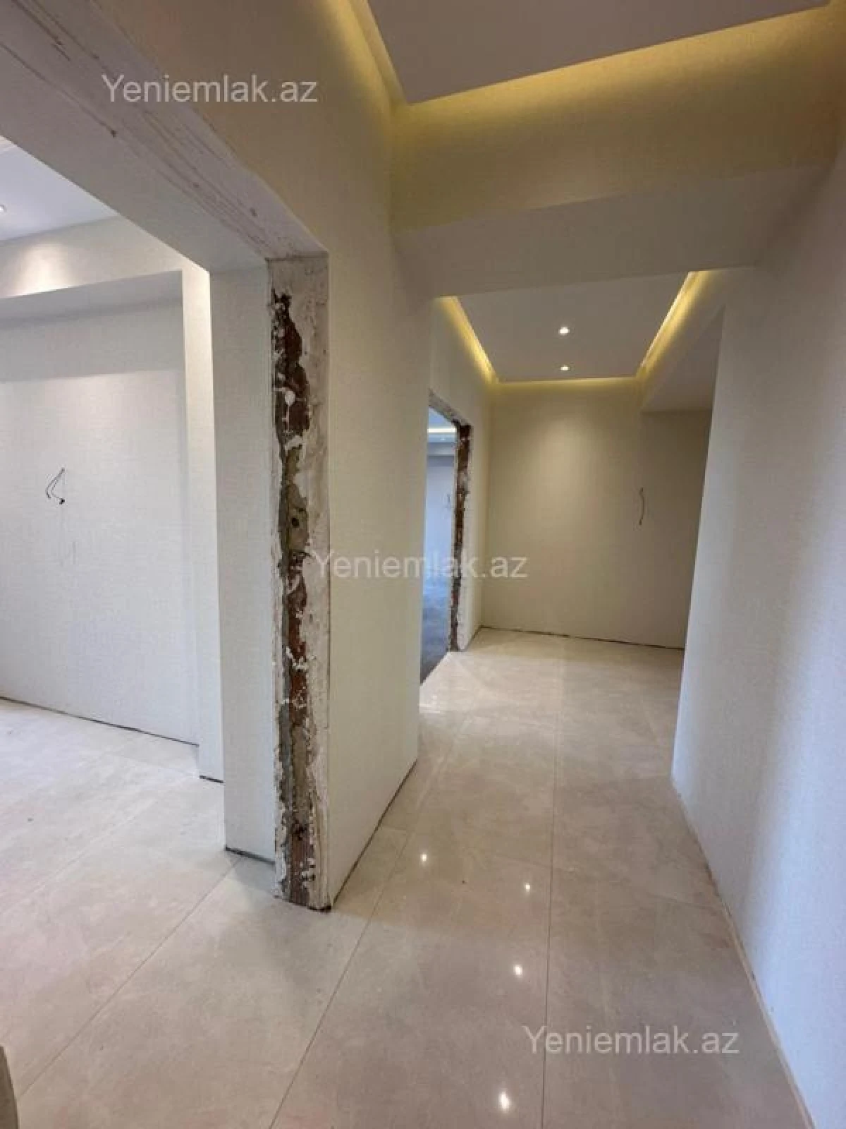 Satılır 4 otaqlı yeni tikili 157 m²