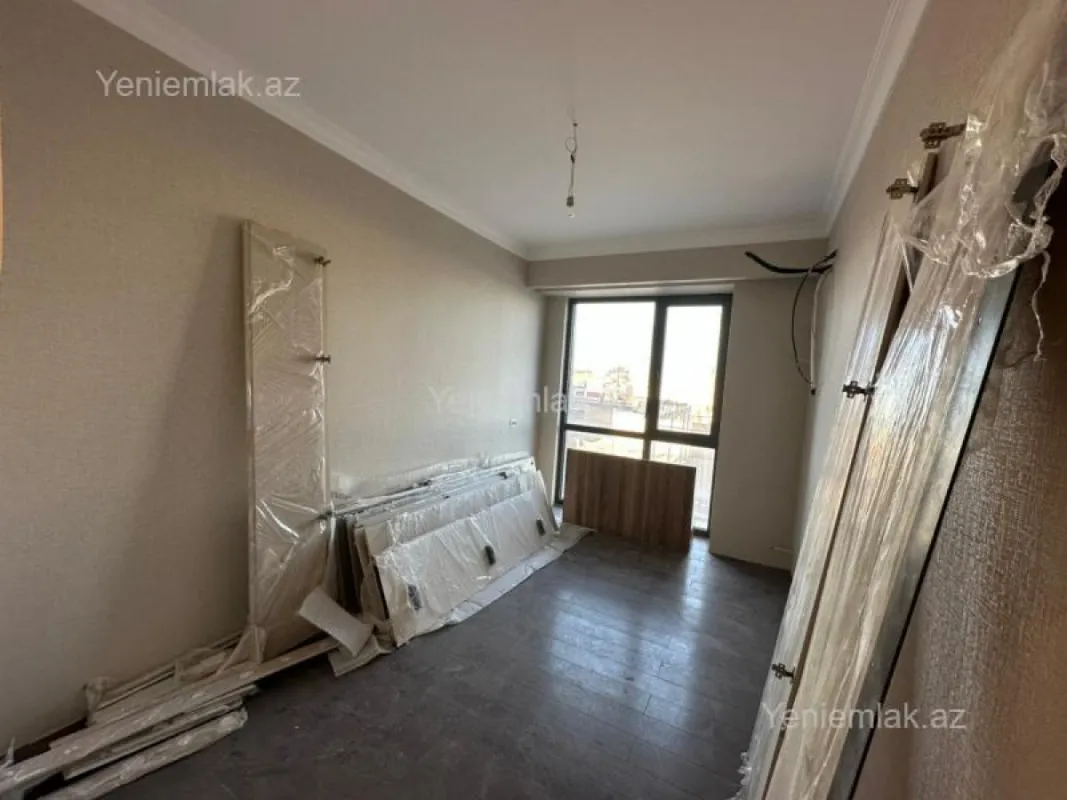 Satılır 4 otaqlı yeni tikili 157 m²