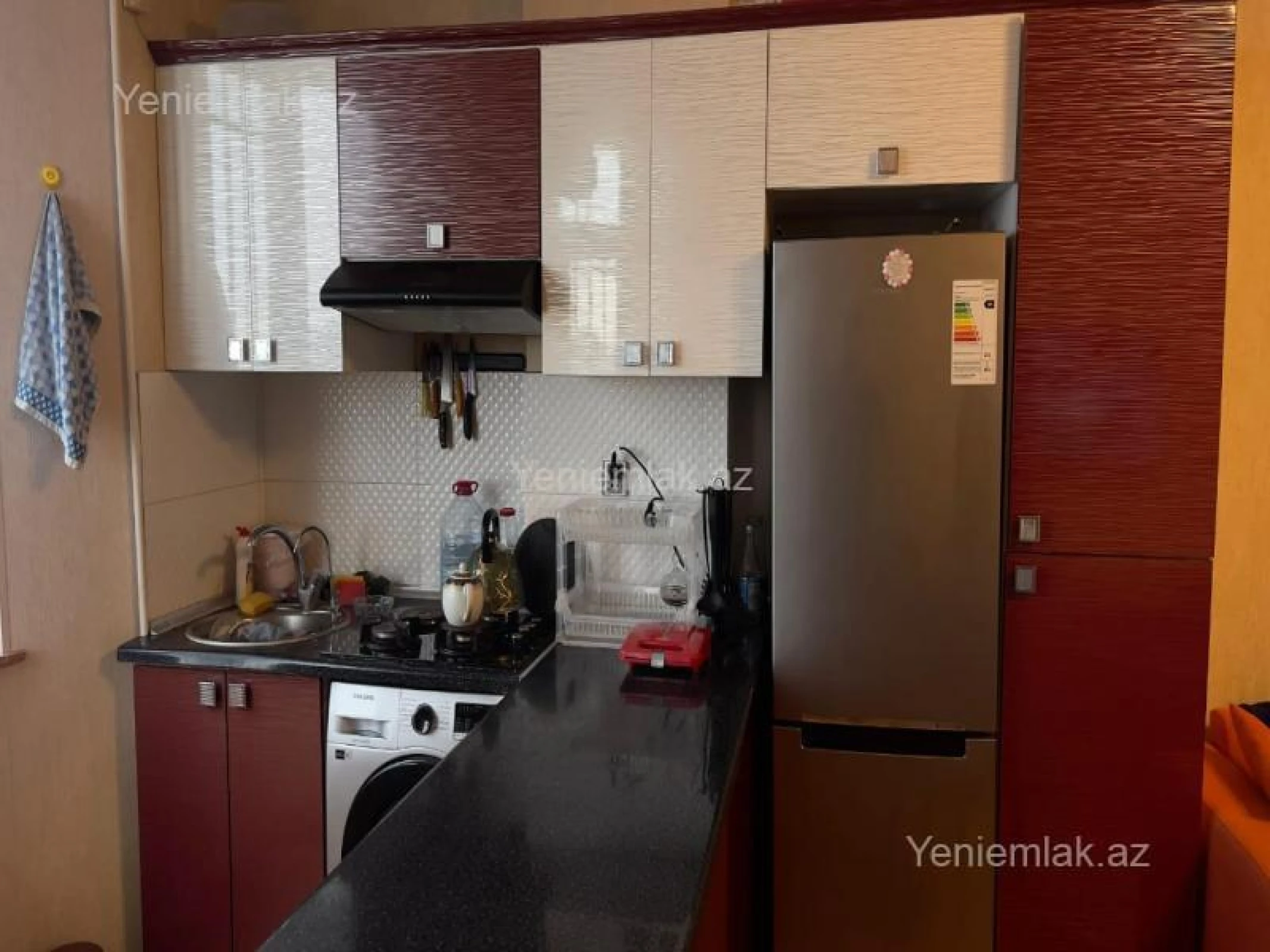 Satılır 3 otaqlı yeni tikili 100 m²