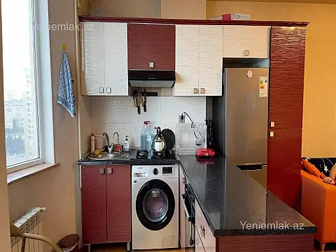 Satılır 3 otaqlı yeni tikili 100 m²
