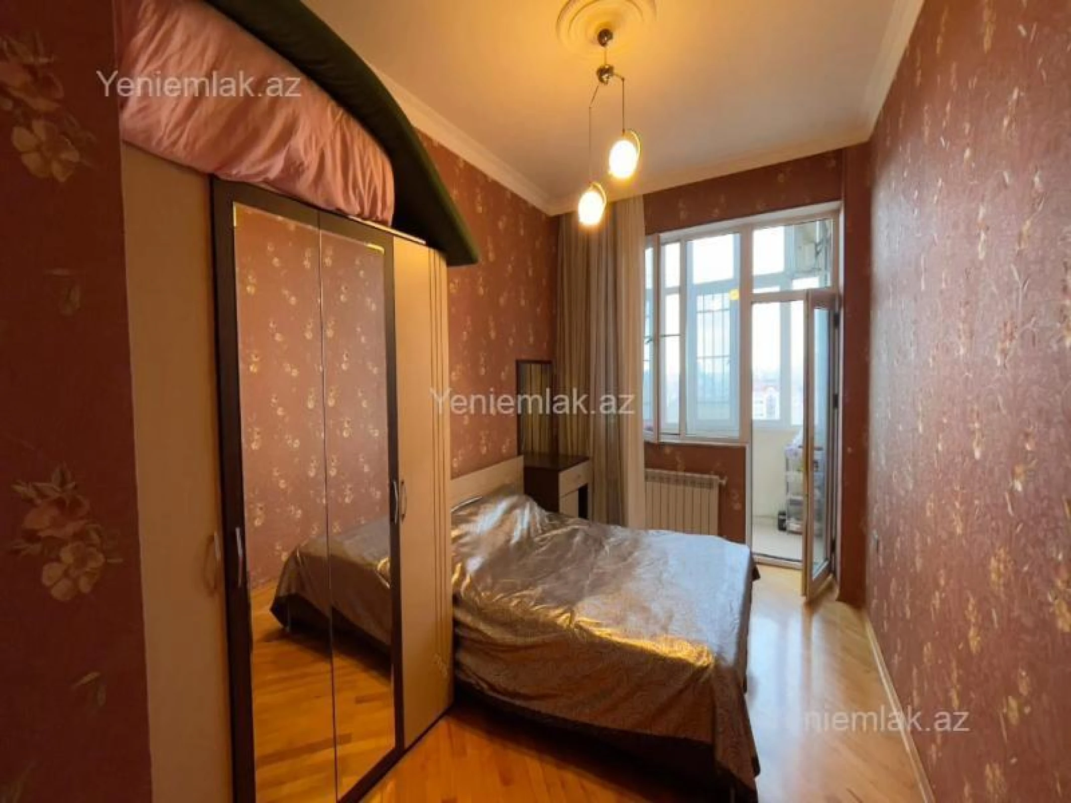 Satılır 3 otaqlı yeni tikili 100 m²