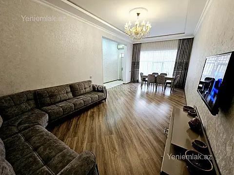 Satılır 4 otaqlı həyət evi 200 m²